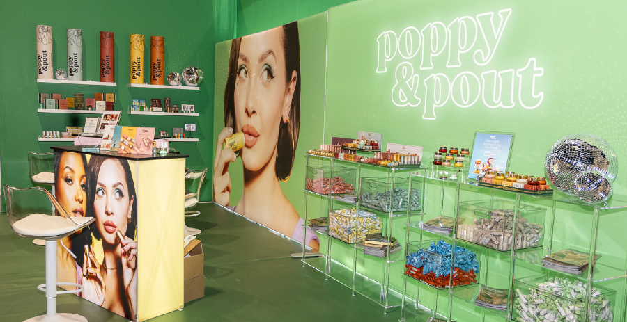 Best Branding Display Poppy & Pout