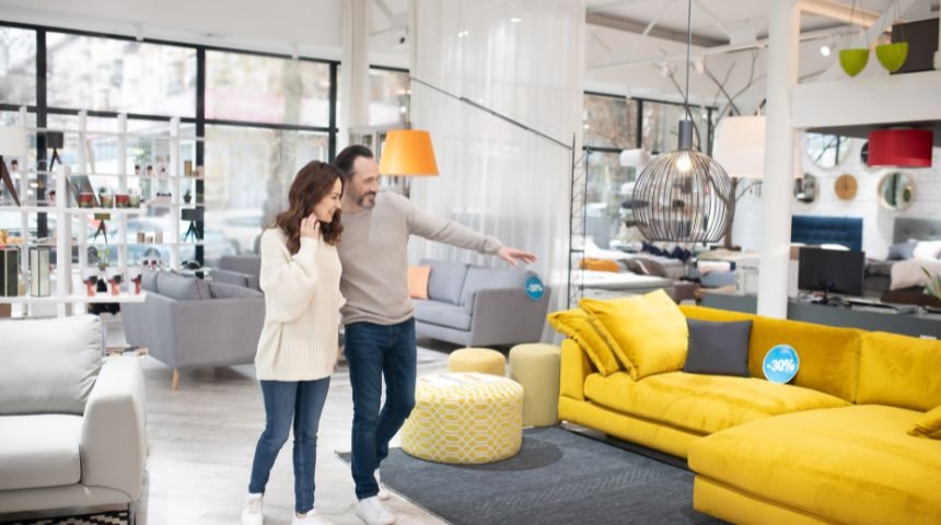 Deal-seeking consumers reshape furniture spending