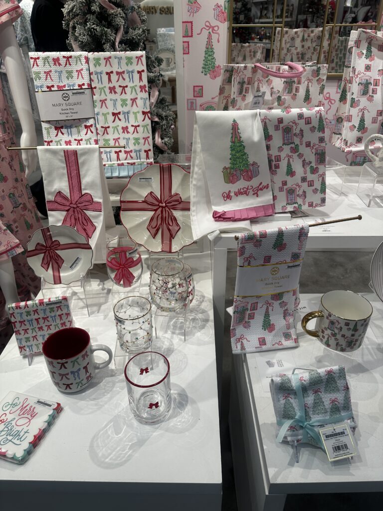 Mary Square pink christmas